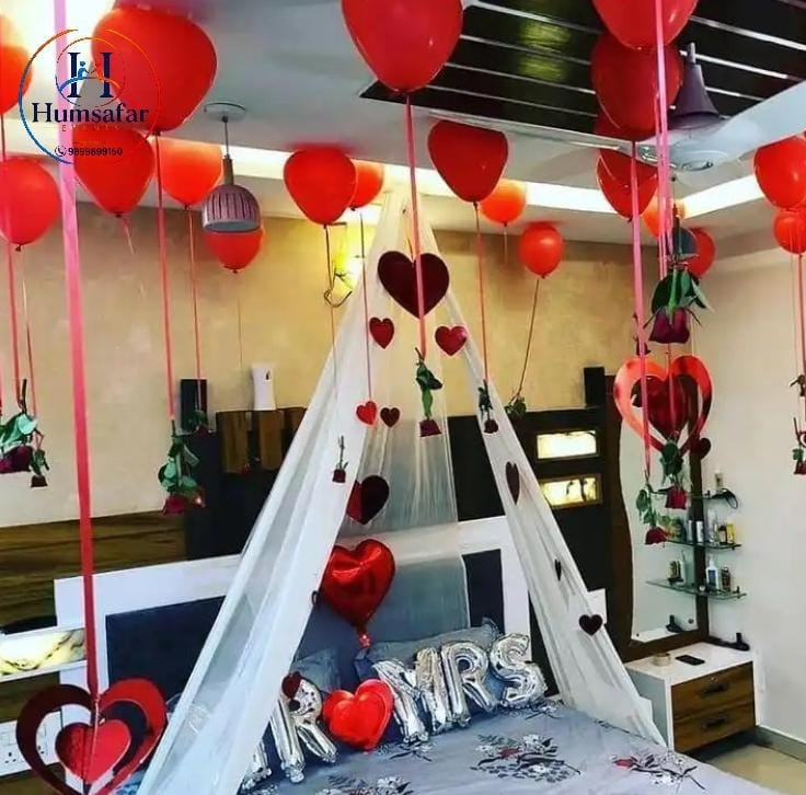 Teepee Canopy & Rose Room Decor
