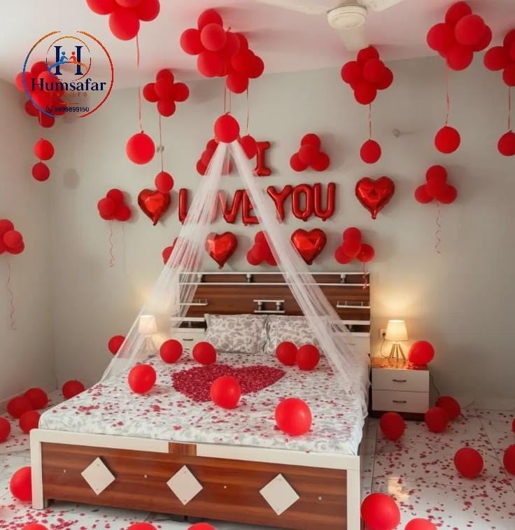 Romantic Red & White Canopy Bedroom Decor