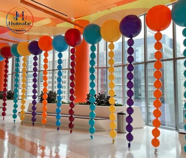 Corporate Atrium Balloon Pillars