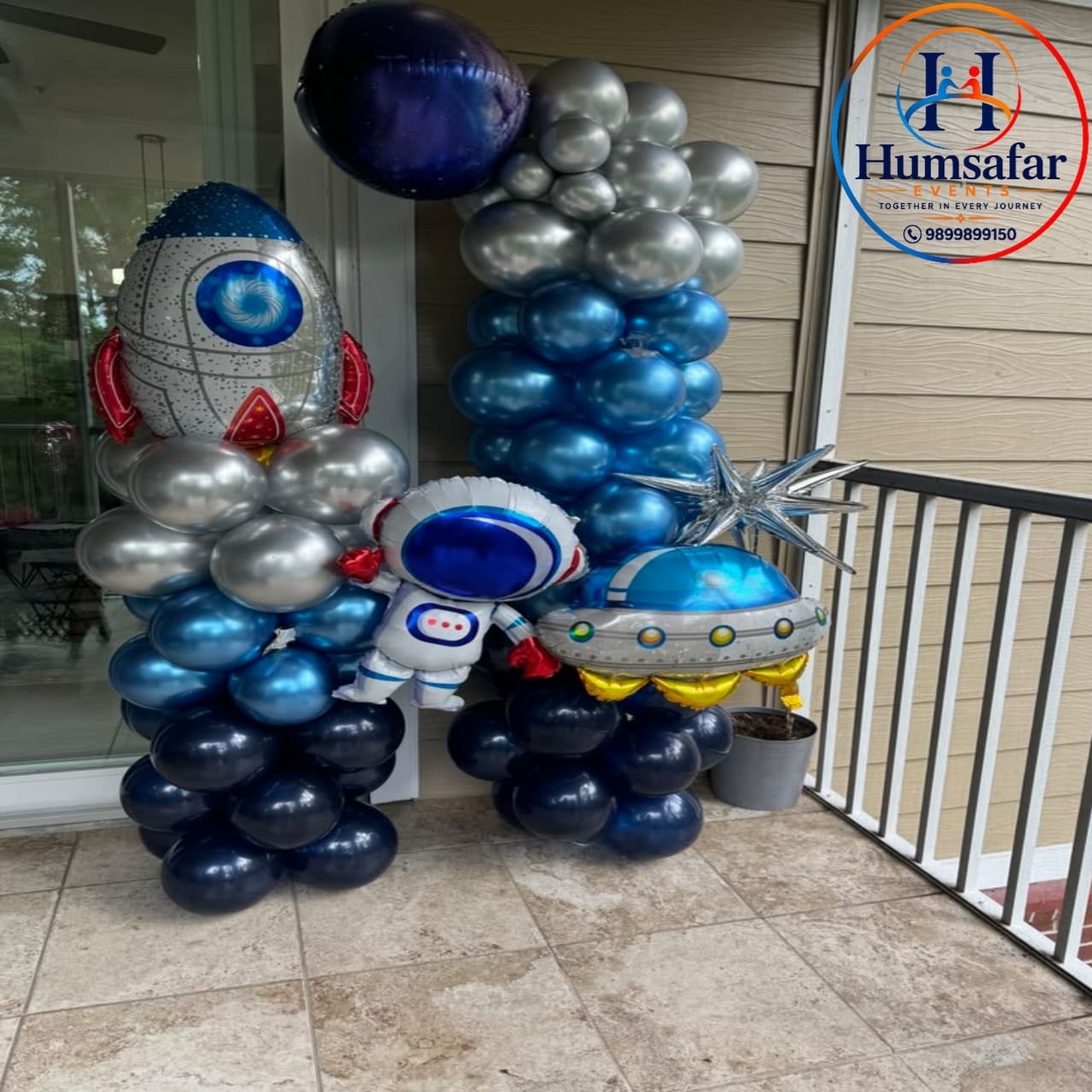​Metallic Space Explorer Twin Balloon Pillars