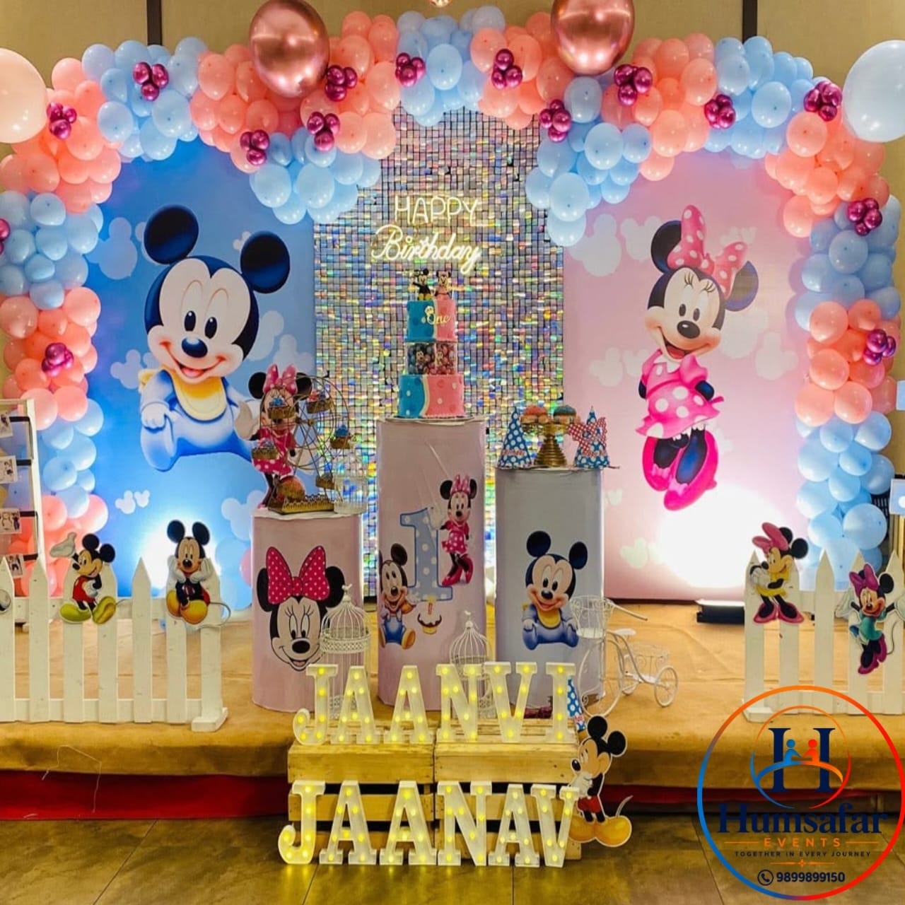 Baby Mickey & Minnie Shimmer Wall Twins Setup